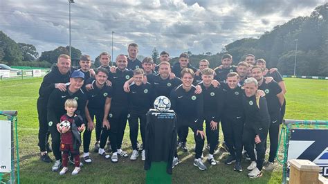 2020–21 Western Football League .